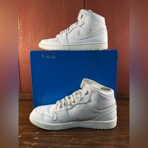 Nike Air Jordan 1 Mid Triple White Mens Size US 10.5